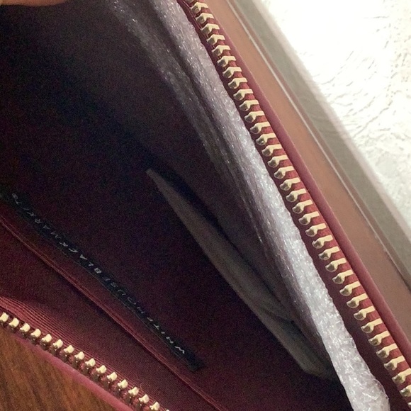 White House Black Market NEW - simple chic studded floral Wristlet - Picture 8 of 9